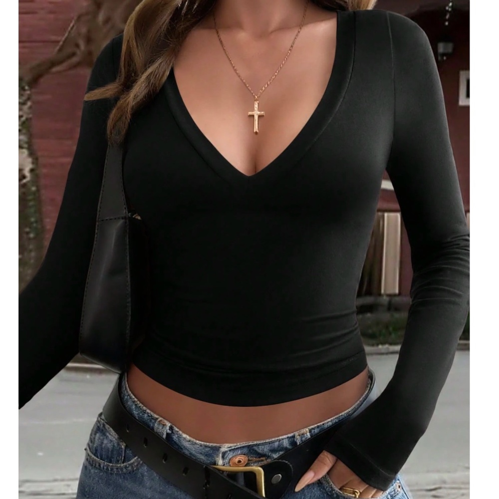 Solid V neck Long Sleeve Stretchy Fitted Top - Picture 5 of 9